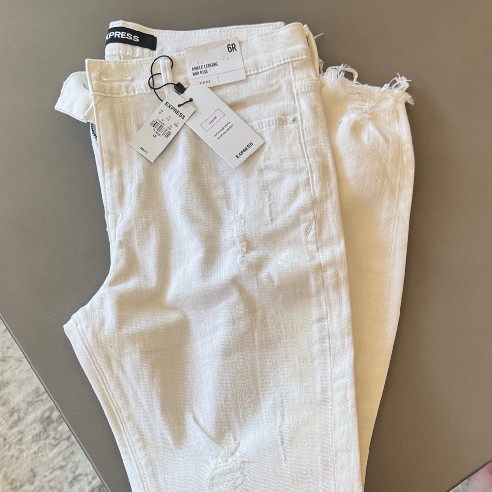 Express White Distressed Ankle Jeans